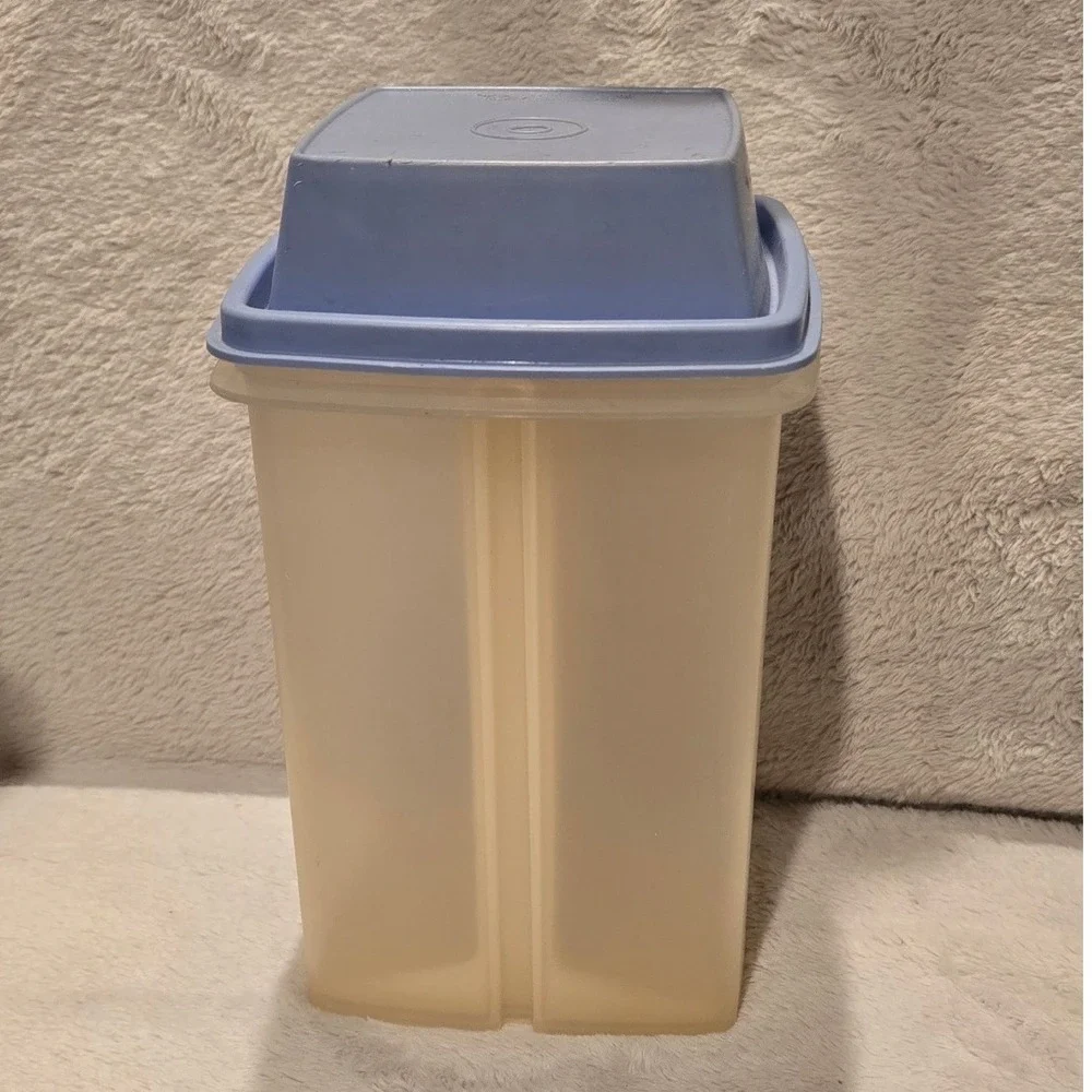 Vintage Tupperware Pick-A-Deli Pickle Lifter Container Blue 1560-2 Sheer White